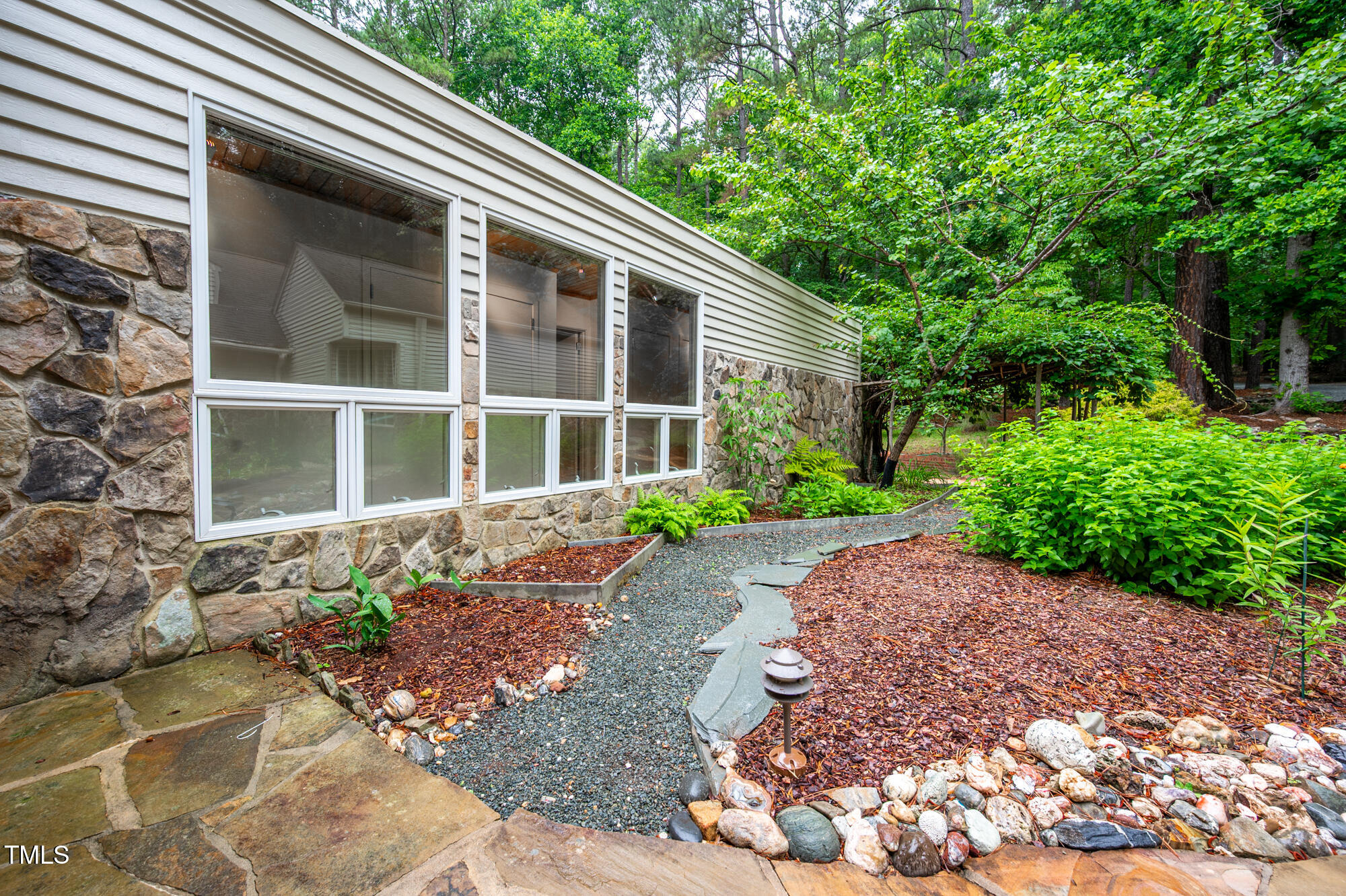 708 October Woods Road Chapel Hill, NC 27516 - Photo 11 of 88 708OctoberWoods-13