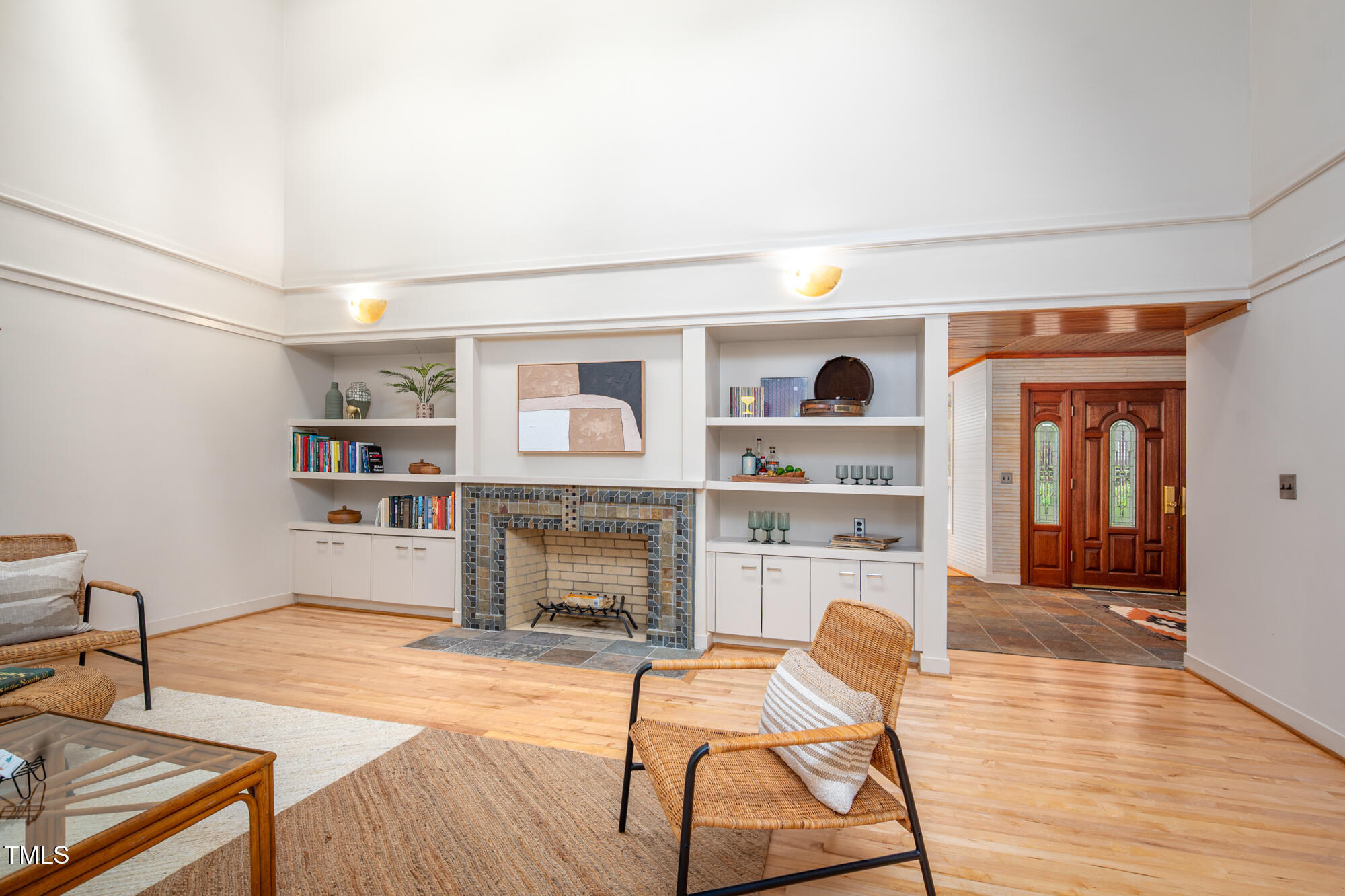 708 October Woods Road Chapel Hill, NC 27516 - Photo 15 of 88 708OctoberWoods-17