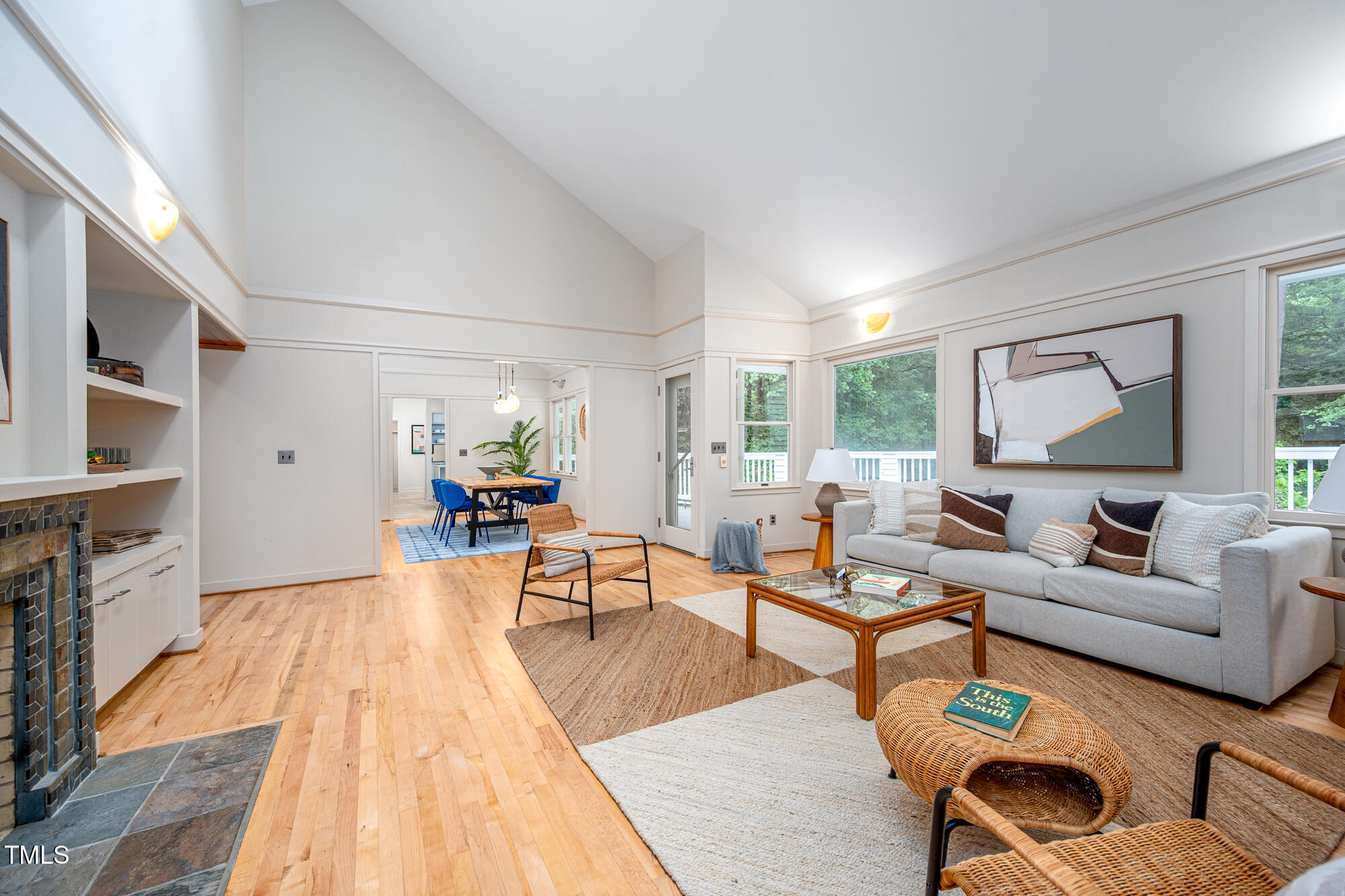 708 October Woods Road Chapel Hill, NC 27516 - Photo 16 of 88 708OctoberWoods-18