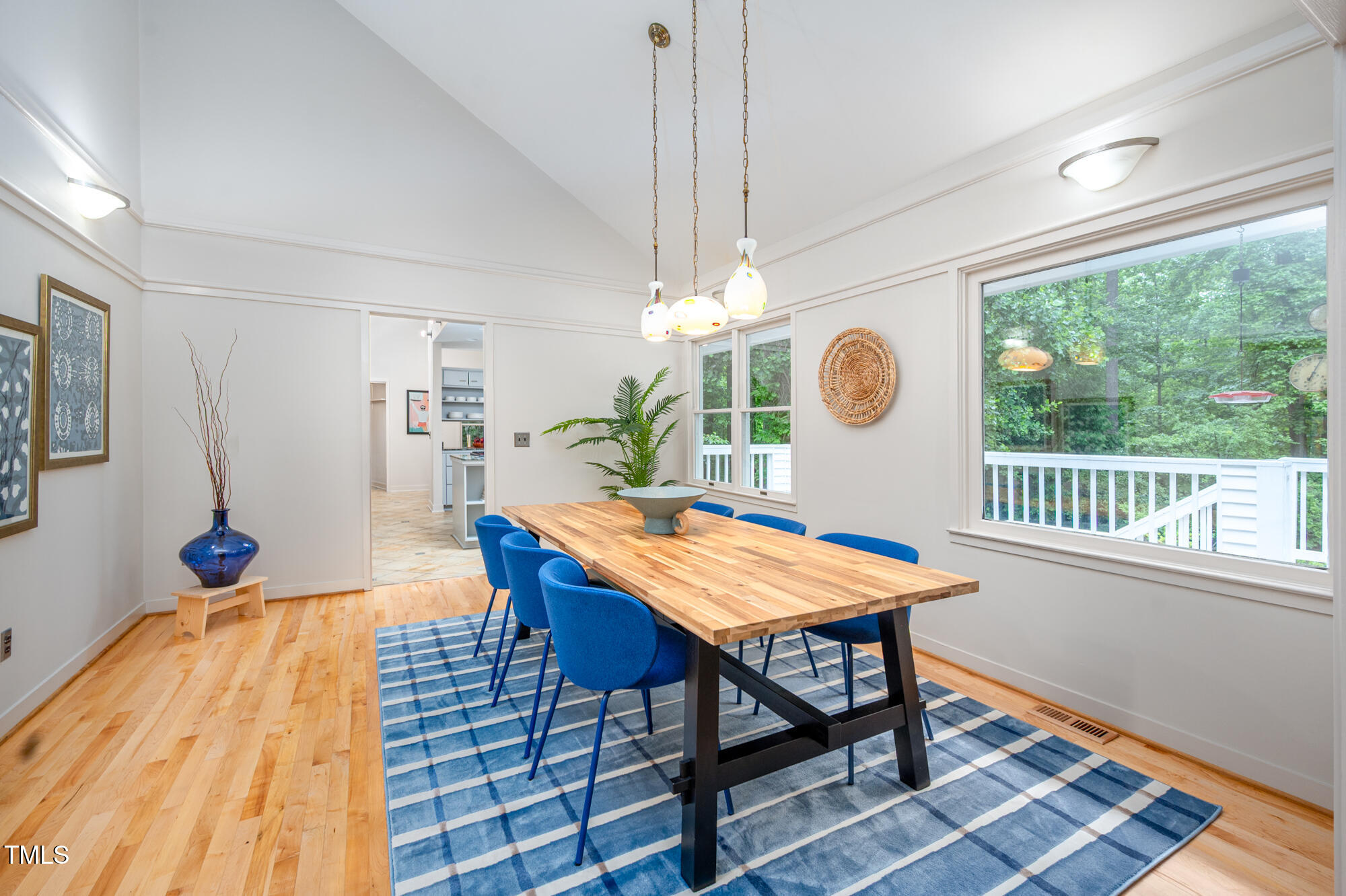 708 October Woods Road Chapel Hill, NC 27516 - Photo 17 of 88 708OctoberWoods-19