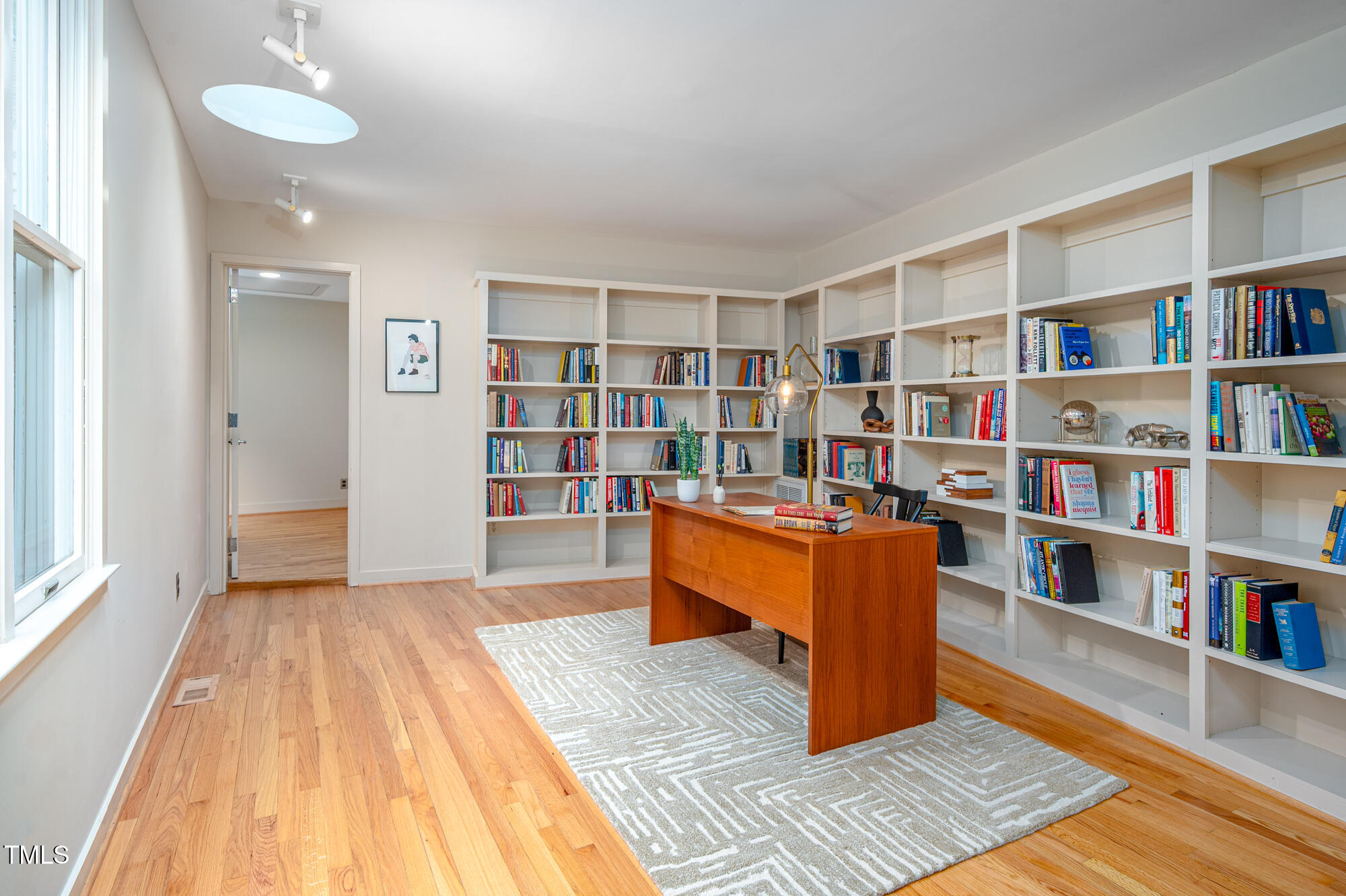 708 October Woods Road Chapel Hill, NC 27516 - Photo 36 of 88 708OctoberWoods-40