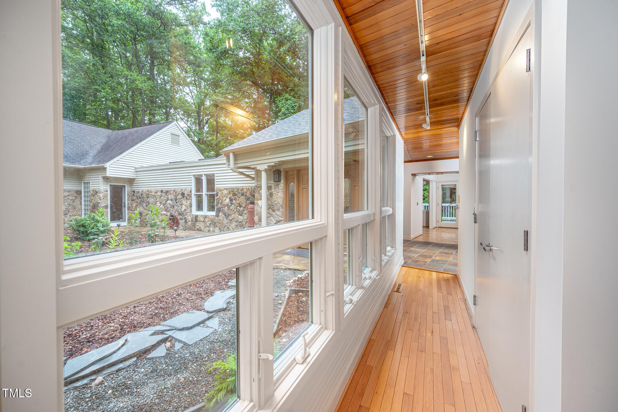 708 October Woods Road Chapel Hill, NC 27516 - Photo 61 of 88 708OctoberWoods-65