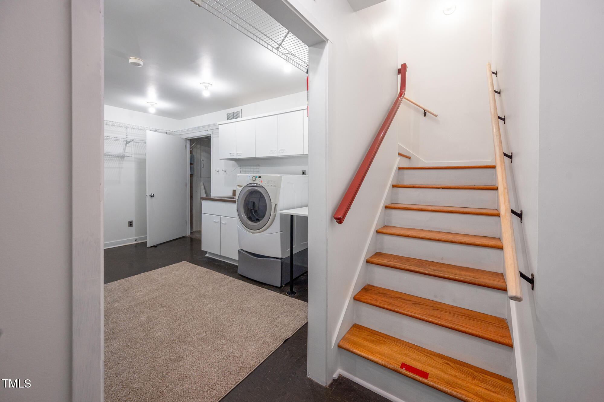 708 October Woods Road Chapel Hill, NC 27516 - Photo 63 of 88 708OctoberWoods-67