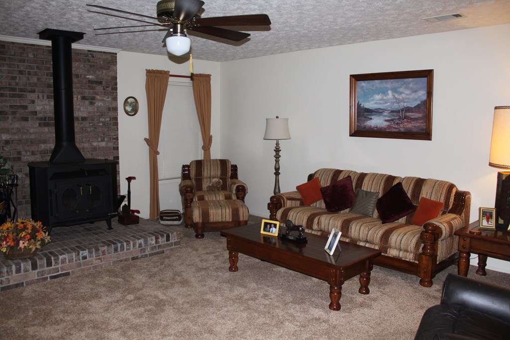 7895 Cove Road Woodbury, GA 30293 - Photo 10 of 38 Gallery Image 10