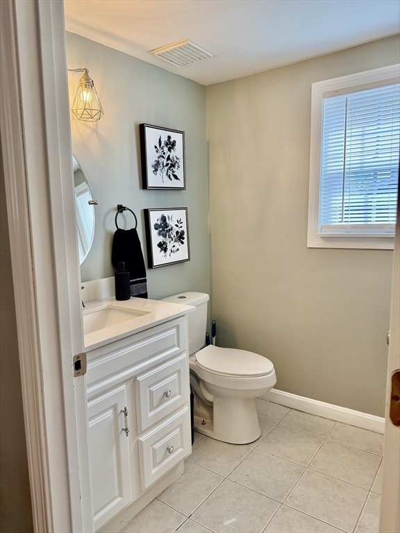41 Main Street Upton, MA 01568 - Photo 19 of 31