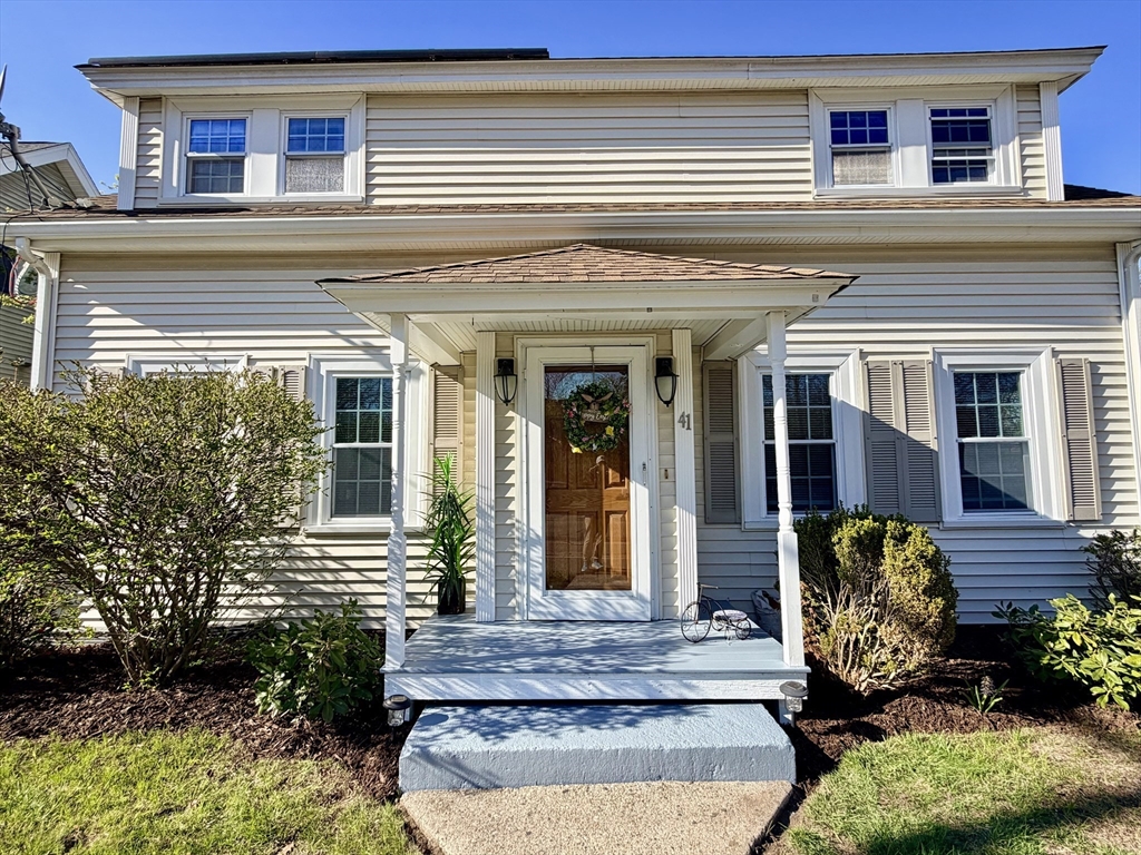 41 Main Street Upton, MA 01568 - Photo 4 of 31