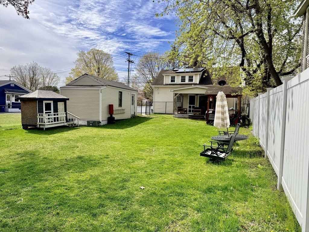 41 Main Street Upton, MA 01568 - Photo 8 of 31