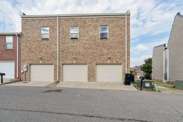 $3,250 | 209 Augusta Avenue, Pleasant View, TN 37146