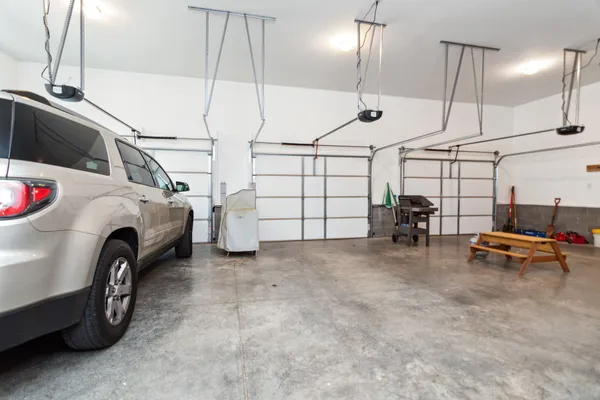 $3,250 | 209 Augusta Avenue, Pleasant View, TN 37146