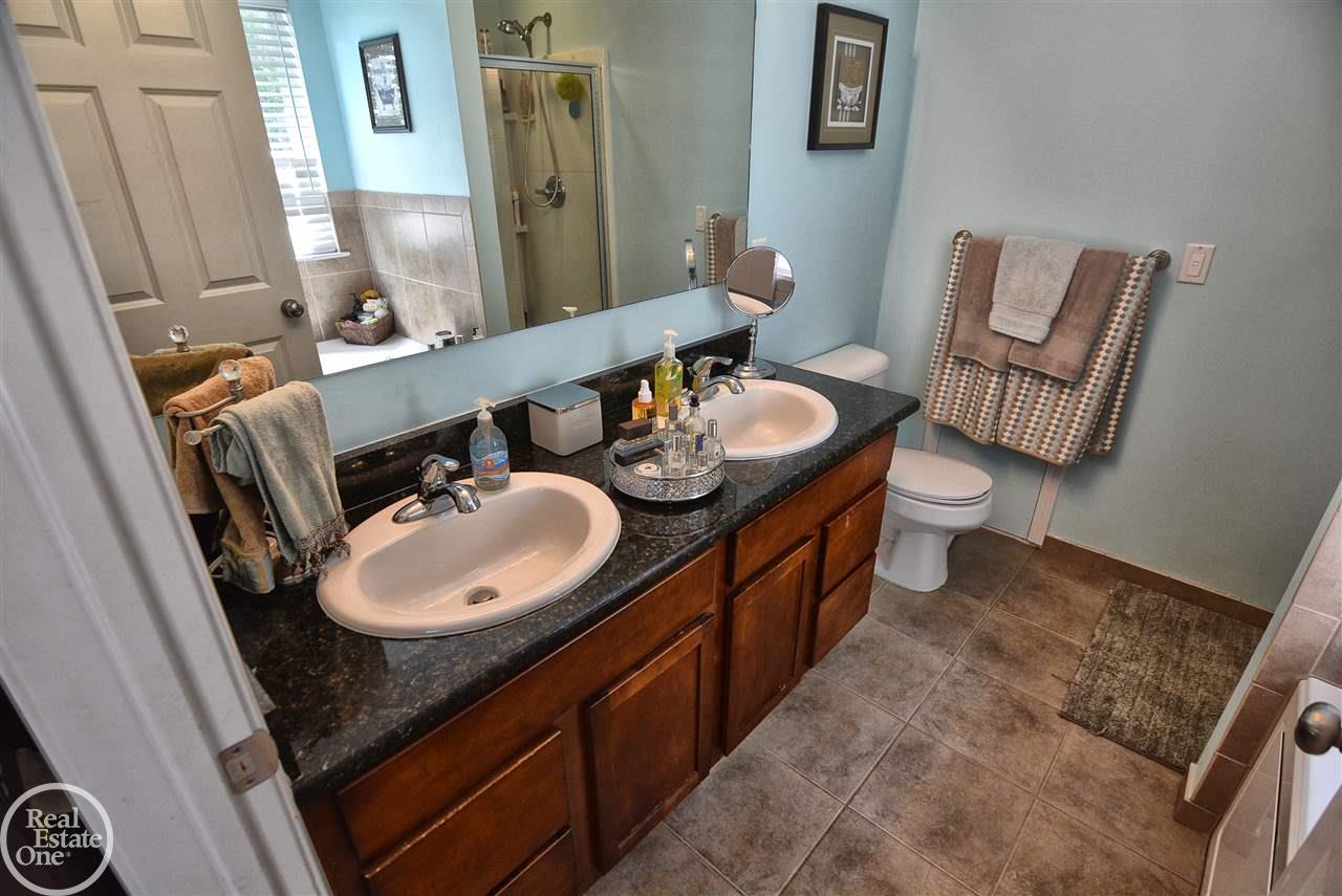 47883 Gloede Road Macomb, MI 48044 - Photo 21 of 38