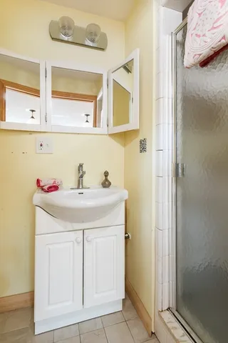 a view of empty room with windows