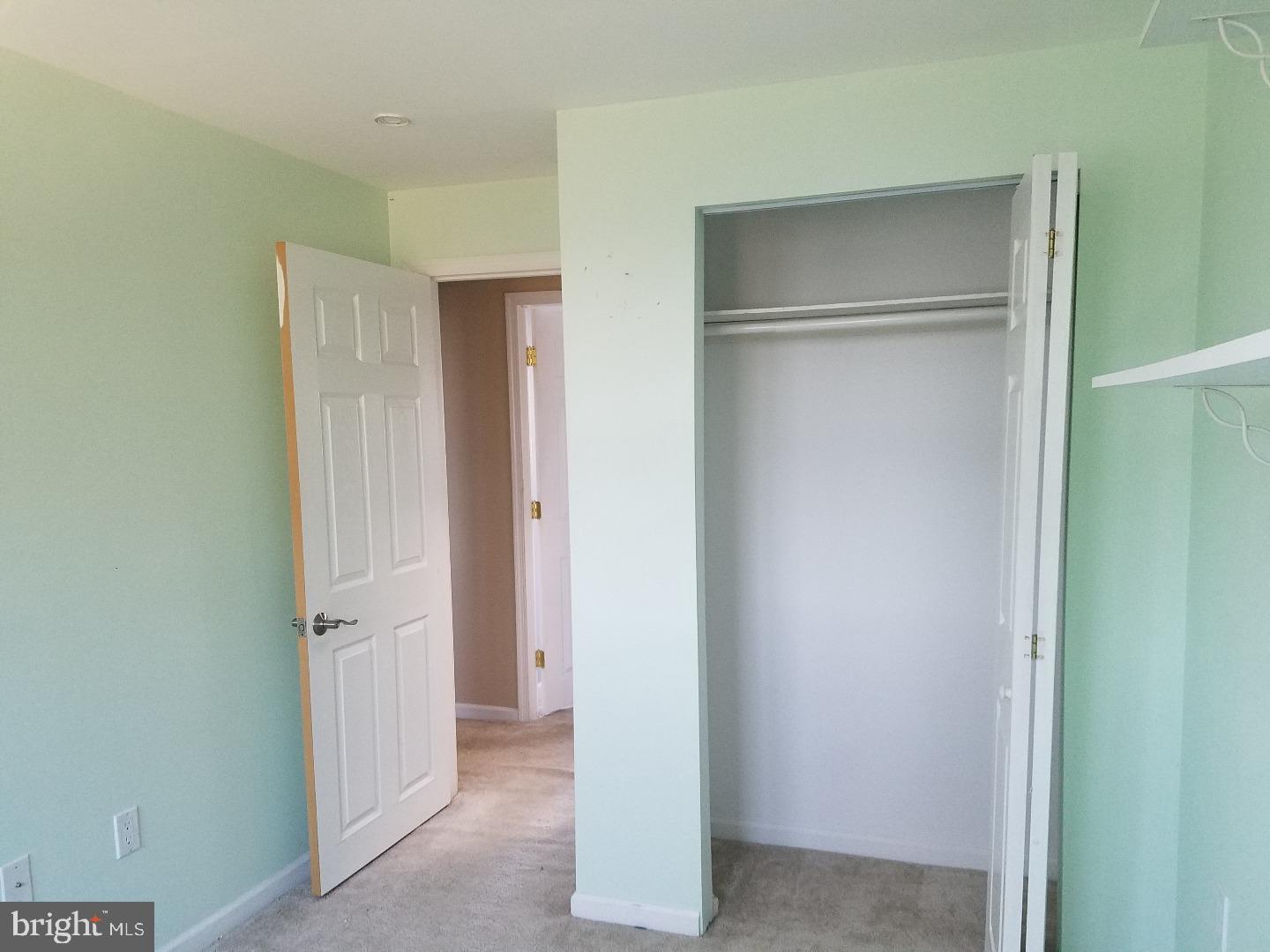4145 Farmdale Road Philadelphia, PA 19154 - Photo 7 of 10 Gallery Image 7