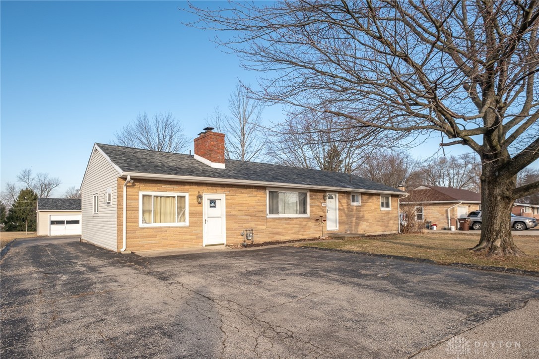 2583 Grange Hall Road Beavercreek, OH 45431 - Photo 1 of 24