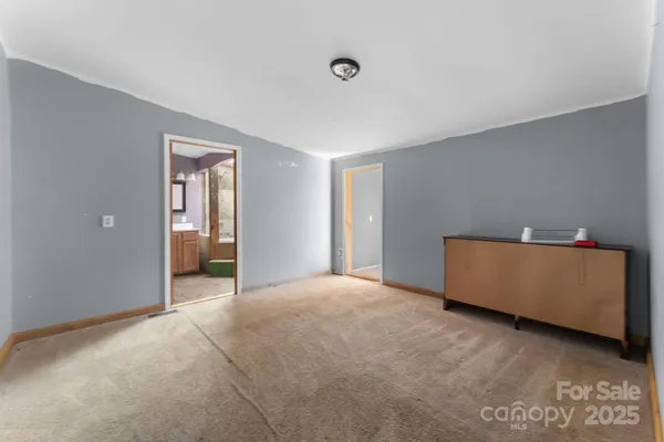 $191,000 | 102 Garnett Trace Road, Franklin, NC 28734