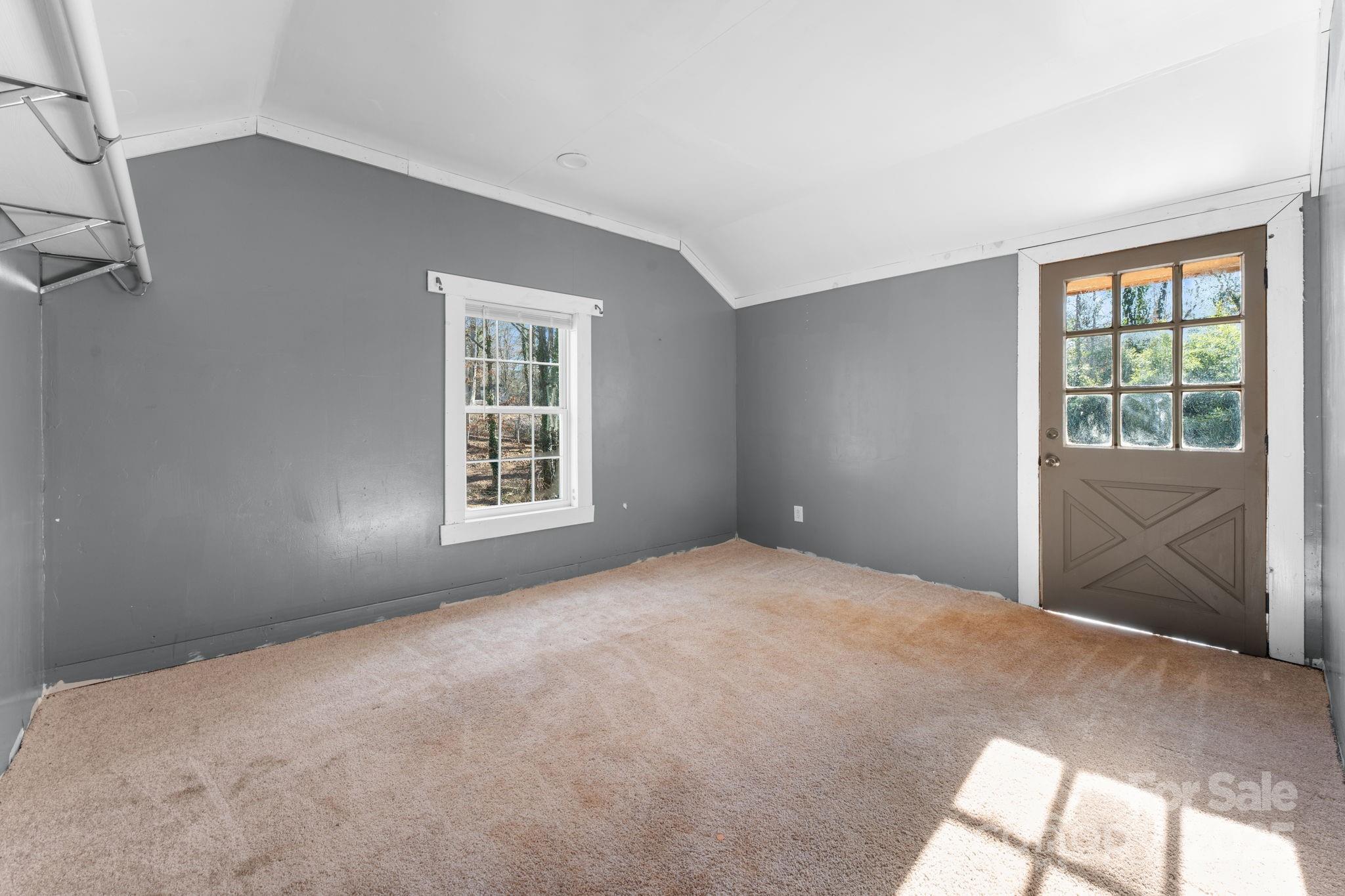 102 Garnett Trace Road Franklin, NC 28734 - Photo 32 of 36