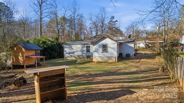 $211,000 | 102 Garnett Trace Road, Franklin, NC 28734