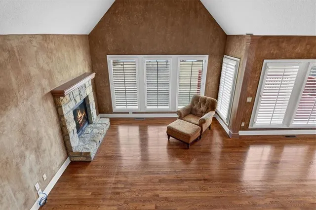 $579,950 | 108 Sugarland Drive, Pleasant Hill, MO 64080