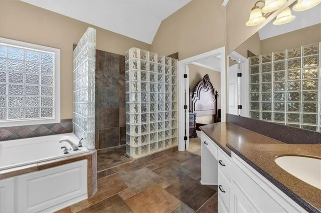 $579,950 | 108 Sugarland Drive, Pleasant Hill, MO 64080