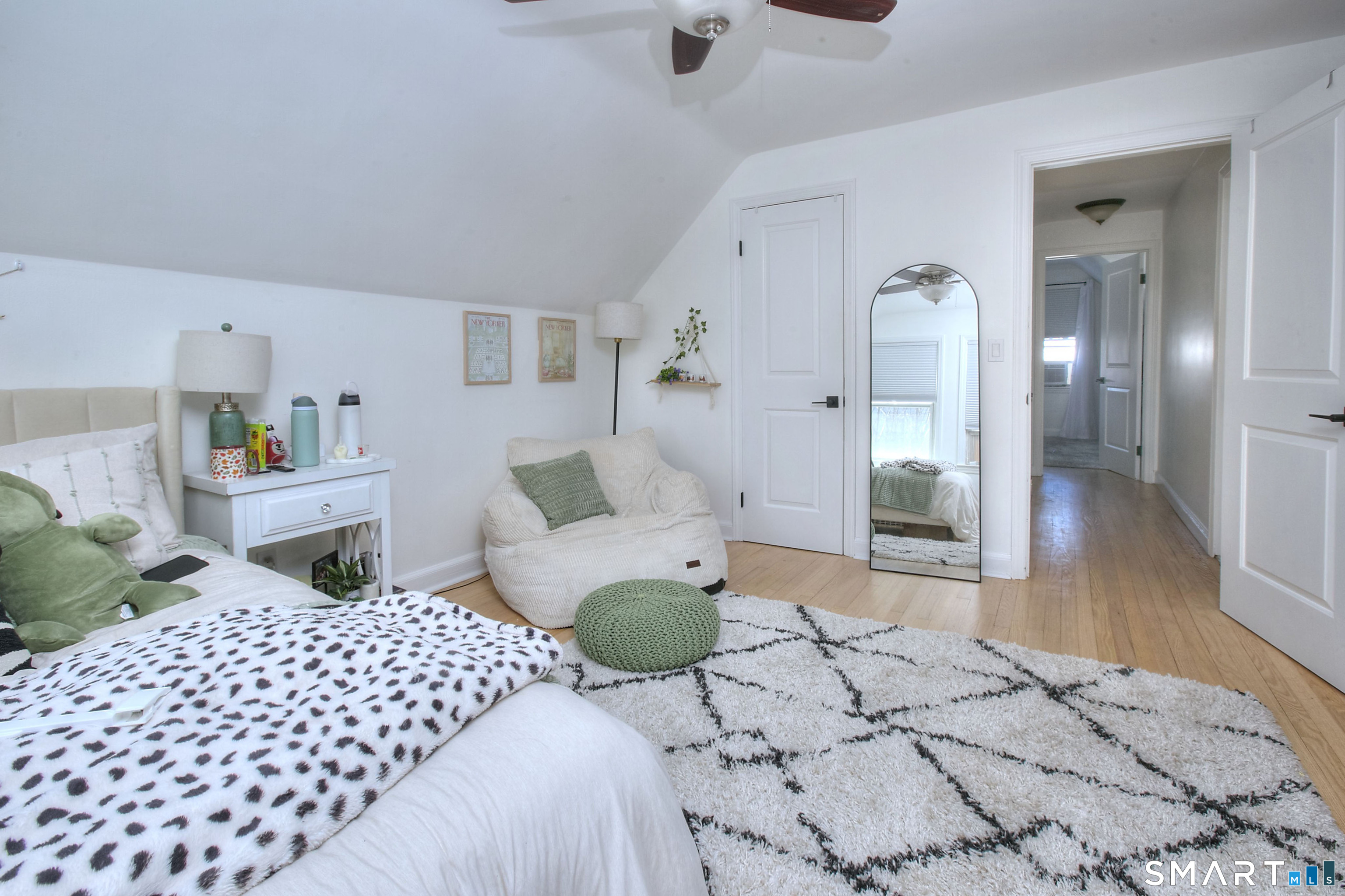 40 Acton Road Bridgeport, CT 06606 - Photo 33 of 41