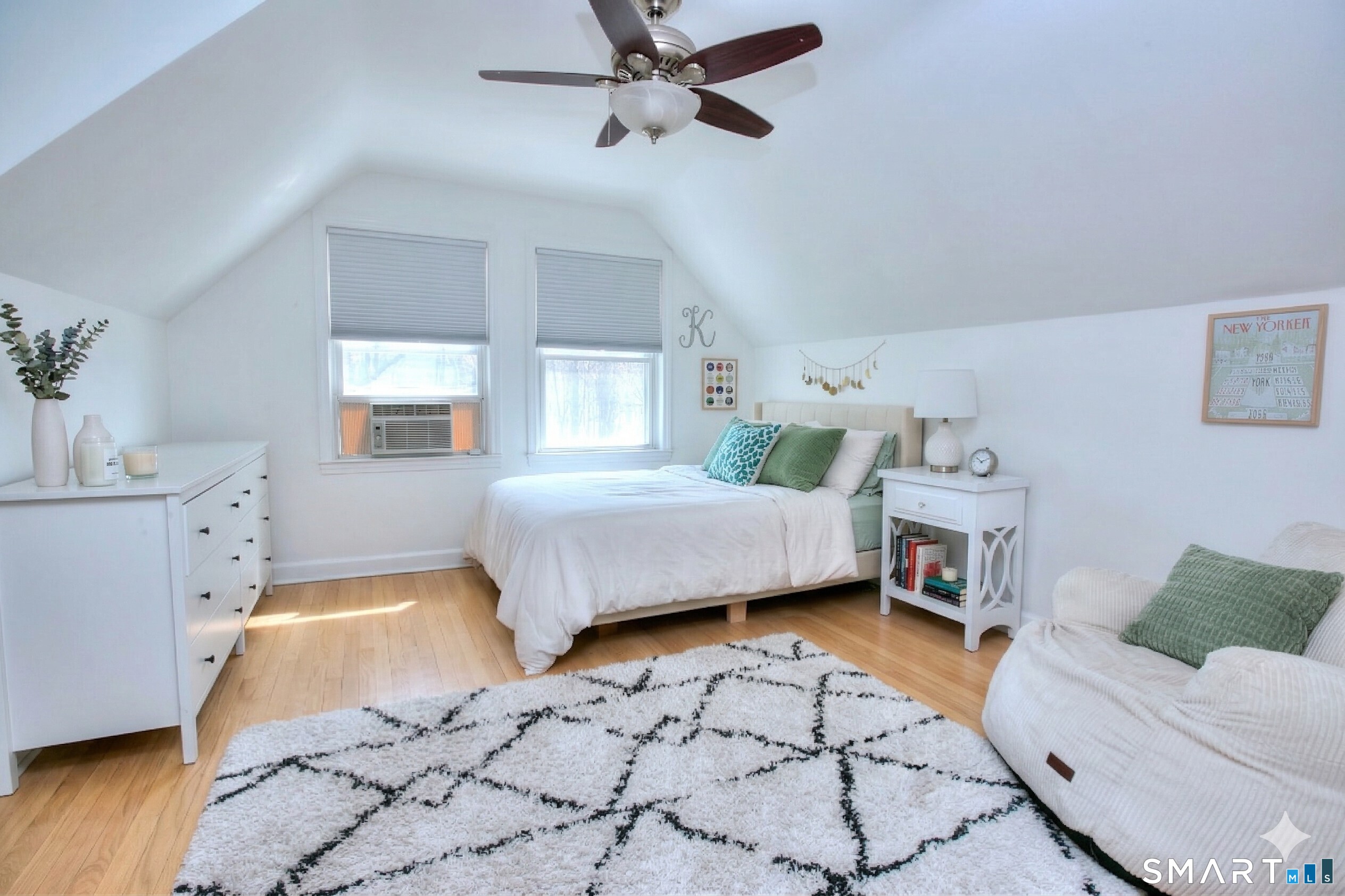 40 Acton Road Bridgeport, CT 06606 - Photo 35 of 41