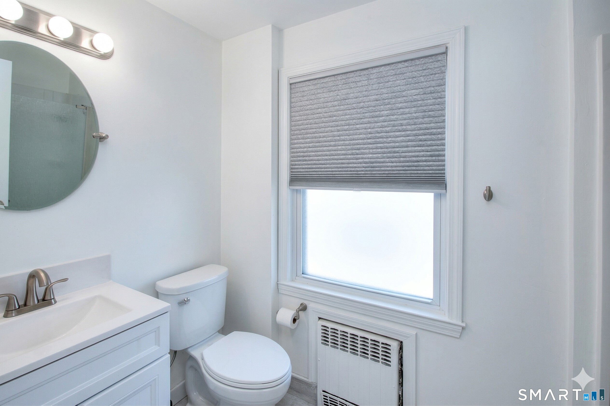 40 Acton Road Bridgeport, CT 06606 - Photo 36 of 41