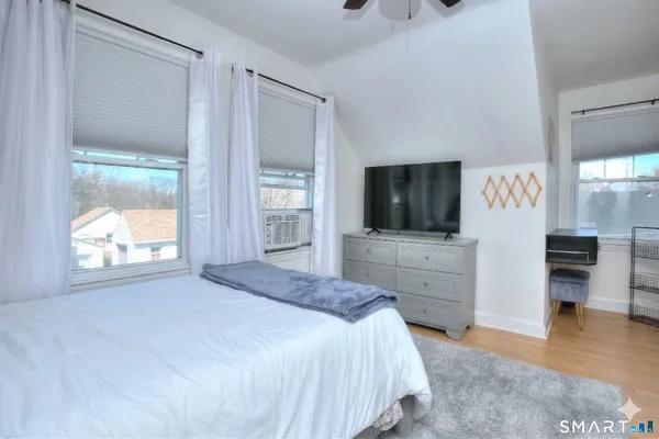 $550,000 | 40 Acton Road, Bridgeport, CT 06606