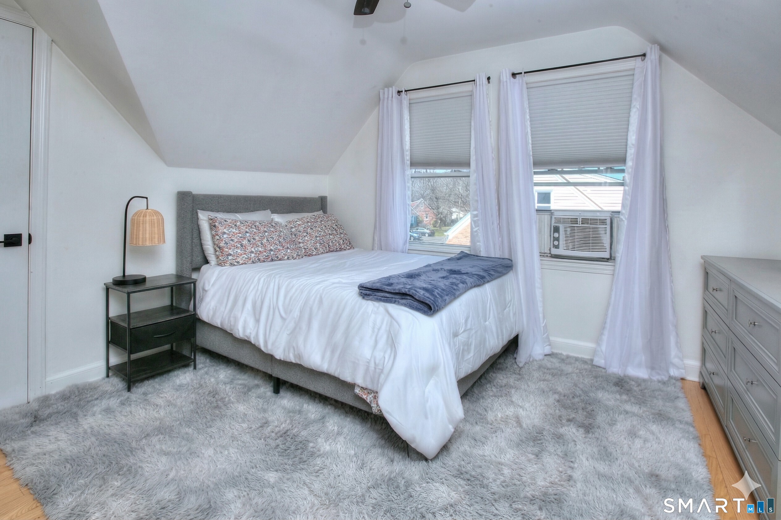 40 Acton Road Bridgeport, CT 06606 - Photo 38 of 41