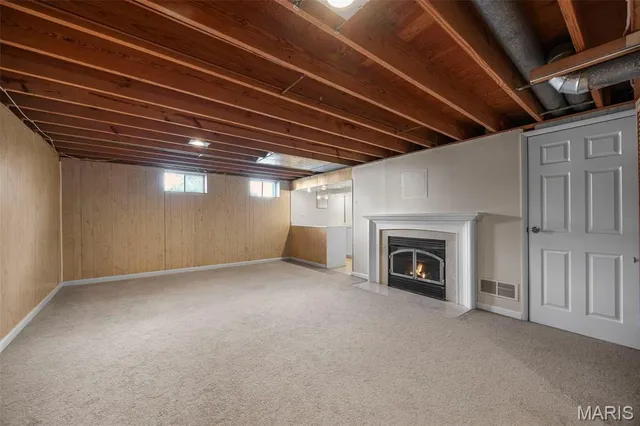 $300,000 | 218 Laurelwood Drive, St. Peters, MO 63376