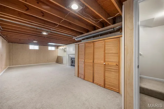 $300,000 | 218 Laurelwood Drive, St. Peters, MO 63376