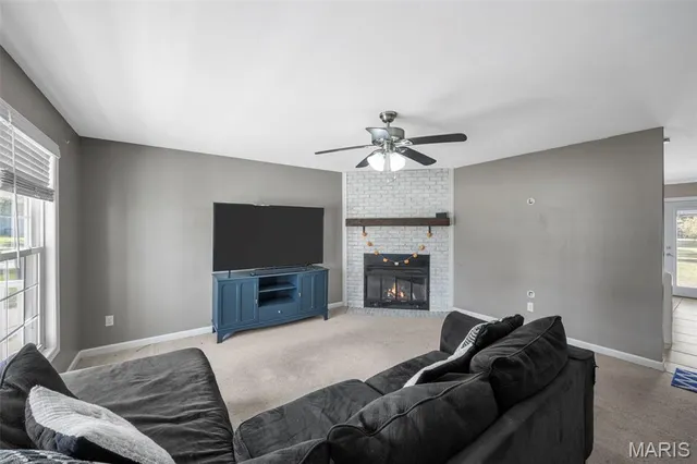 $300,000 | 218 Laurelwood Drive, St. Peters, MO 63376