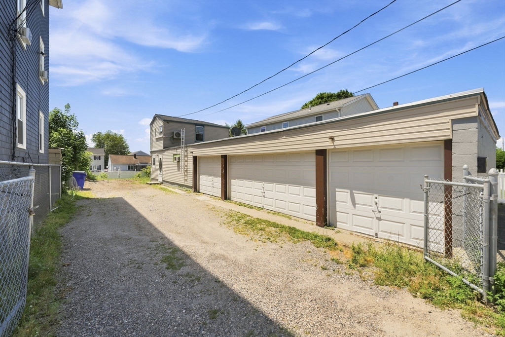 415 Anthony Street Fall River, MA 02721 - Photo 1 of 38