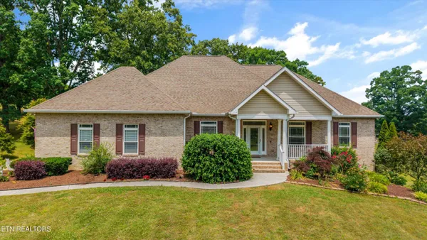 $895,000 | 1697 Davis Ferry Road, Loudon, TN 37774