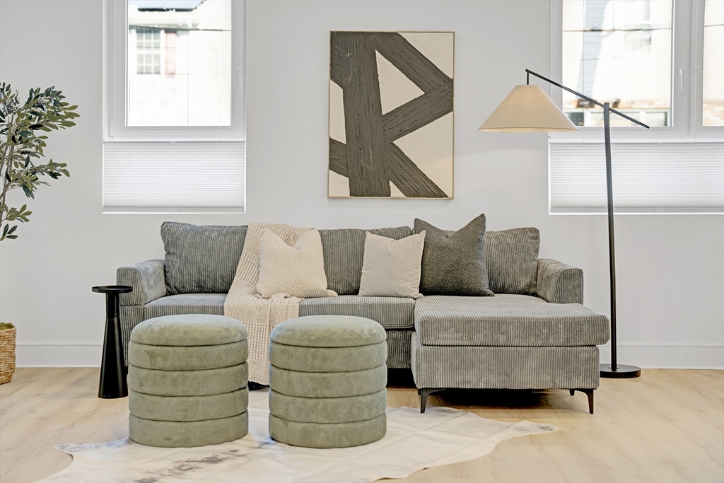 25 Everett Street, Unit 1 Boston, MA 02128 - Photo 4 of 19