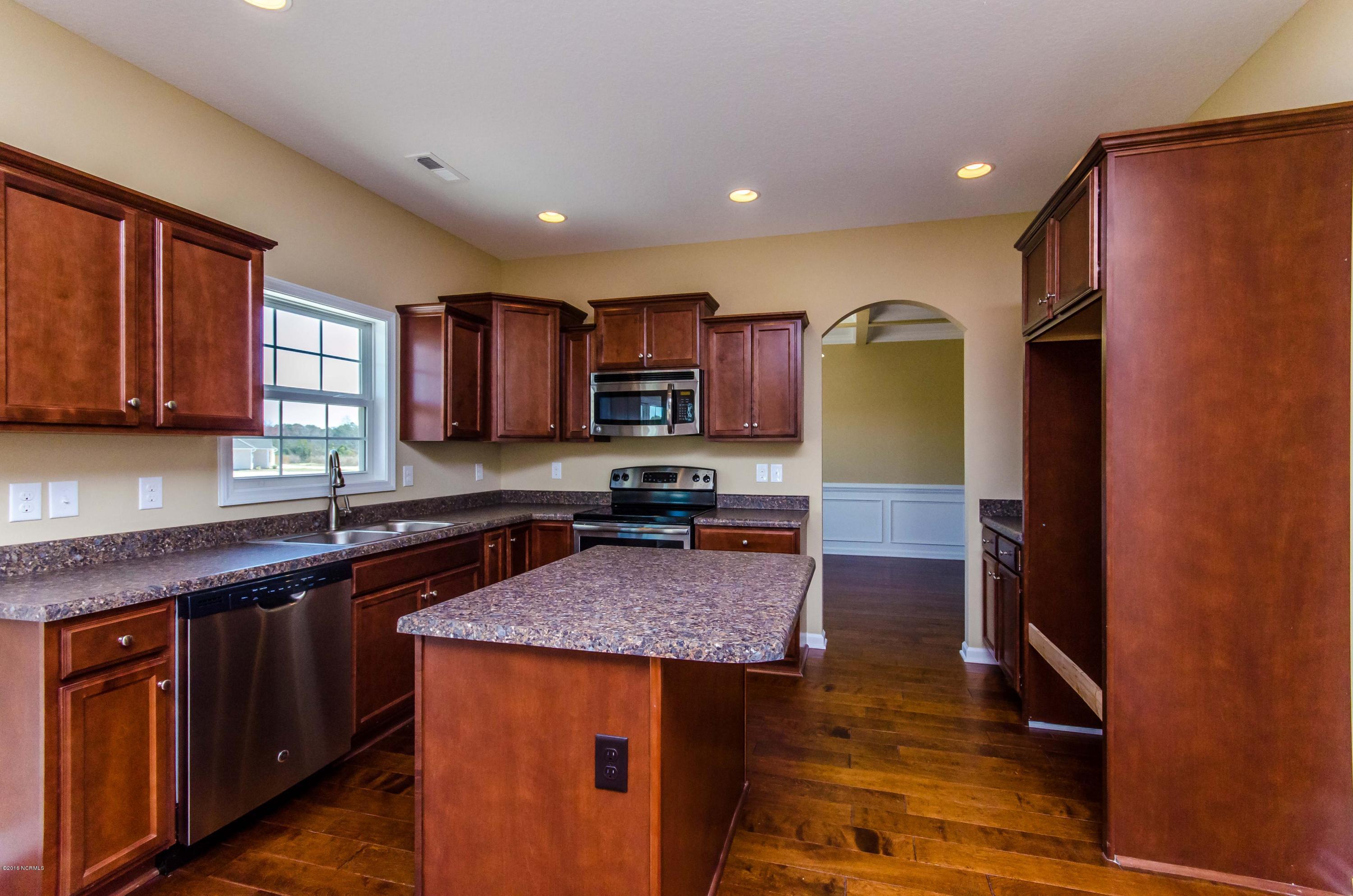 515 Romper Road Sneads Ferry, NC 28460 - Photo 12 of 42 20131206-20131206-DSC_5874