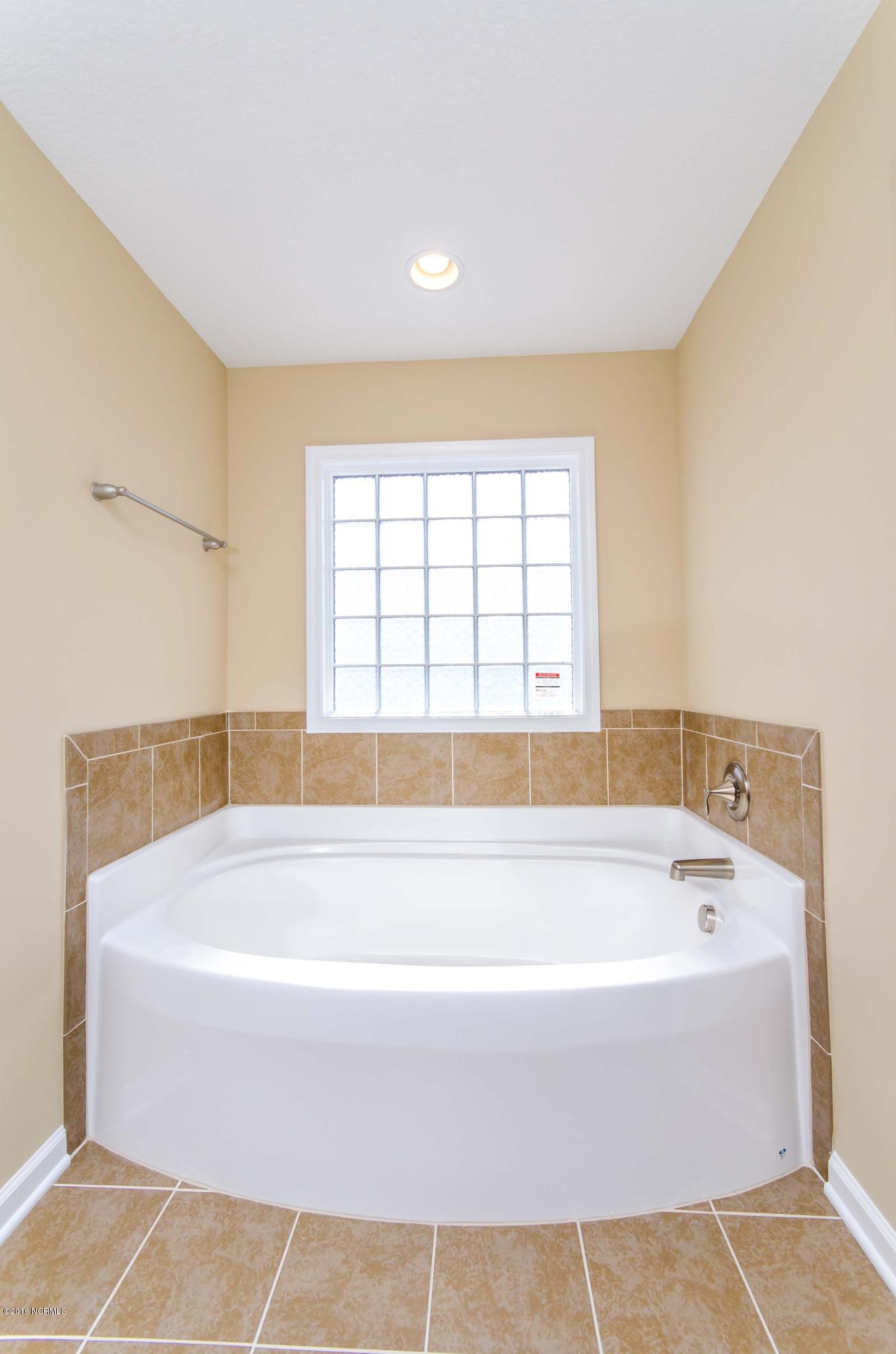 515 Romper Road Sneads Ferry, NC 28460 - Photo 29 of 42 20131207-20131207-DSC_5892