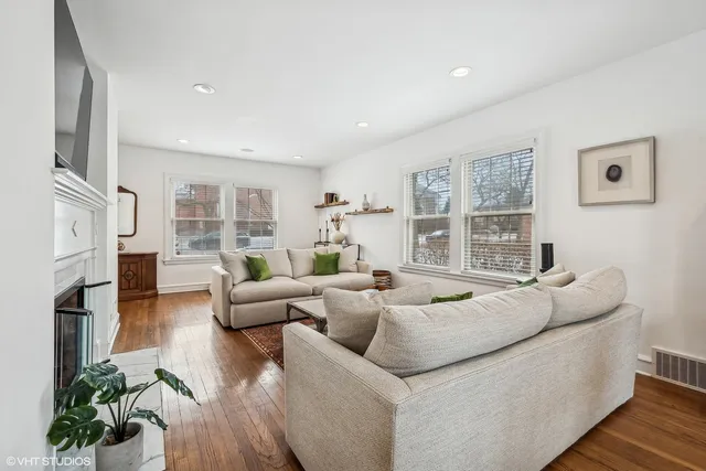 $7,200 | 1754 Grove Street, Glenview, IL 60025