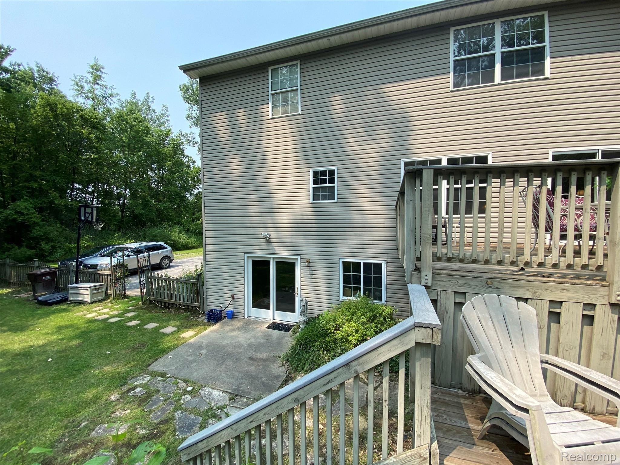 45101 Dunn Road Belleville, MI 48111 - Photo 7 of 51 IMG_3831.JPG