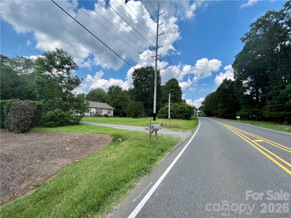 5409 Stevens Mill Road Matthews, NC 28104 - Photo 3 of 7 Gallery Image 3