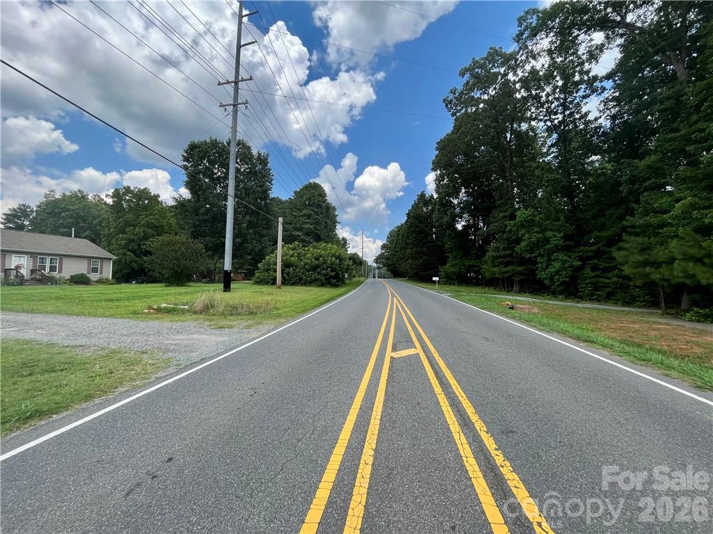5409 Stevens Mill Road Matthews, NC 28104 - Photo 6 of 7 Gallery Image 6