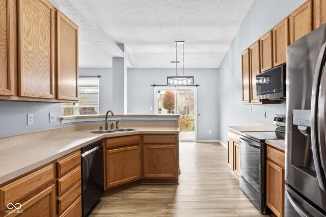 $360,000 | 1854 Oconnor Court, Avon, IN 46123