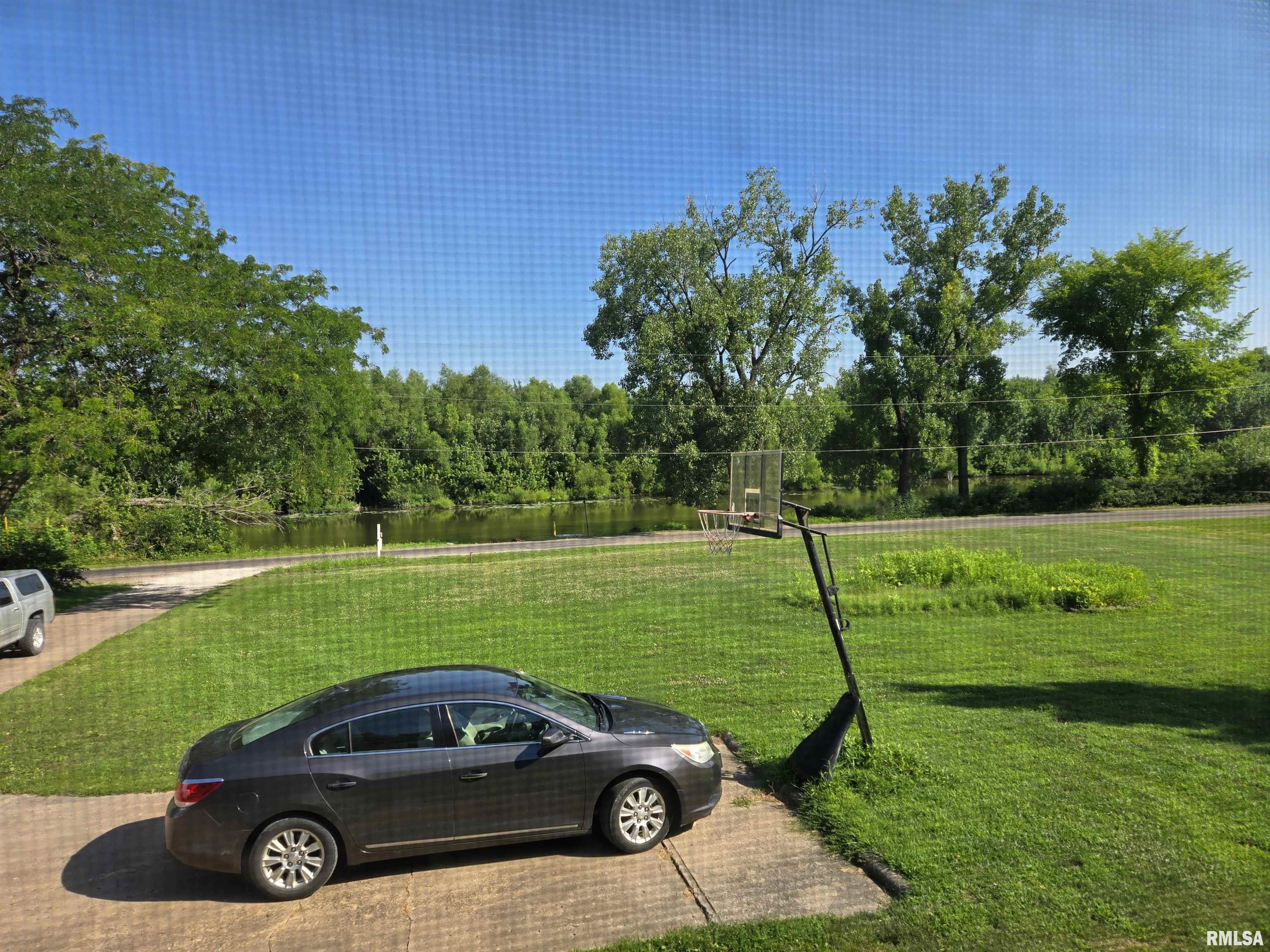 726 East First Street Dallas City, IL 62330 - Photo 18 of 22