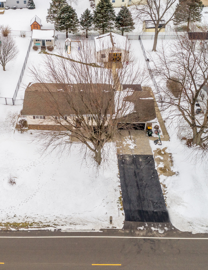 17660 Frazier Road Sandwich, IL 60548 - Photo 5 of 37