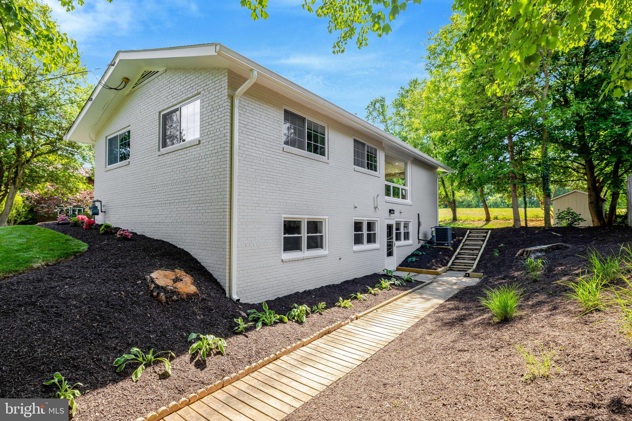 3503 Spring Lake Terrace Fairfax, VA 22030 - Photo 37 of 48 Side View - Freshly Mulched & Great Plants!
