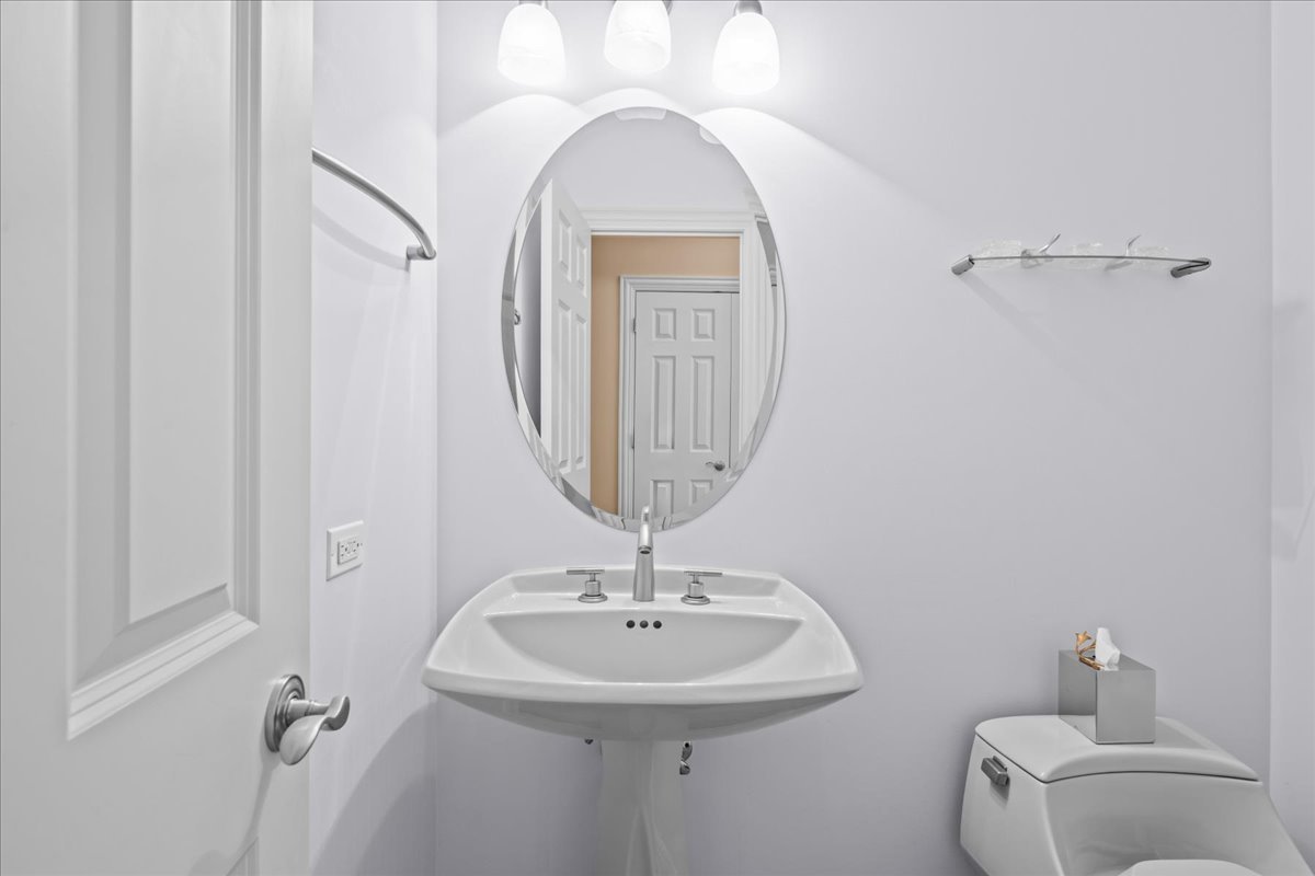 5399 South Pointe Court Long Grove, IL 60047 - Photo 13 of 24