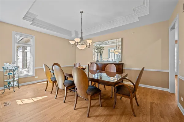 $875,000 | 5399 South Pointe Court, Long Grove, IL 60047