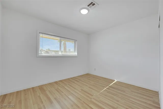 $1,650 | 11 California Way, Henderson, NV 89015