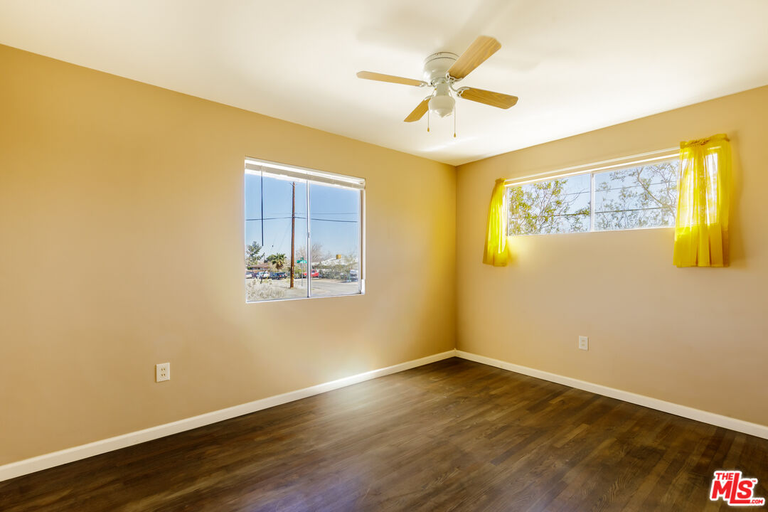 62137 Desert Air Road Joshua Tree, CA 92252 - Photo 17 of 38