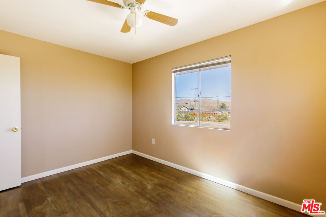 62137 Desert Air Road Joshua Tree, CA 92252 - Photo 18 of 38