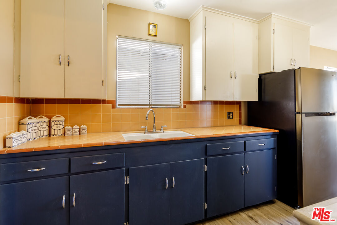 62137 Desert Air Road Joshua Tree, CA 92252 - Photo 6 of 38