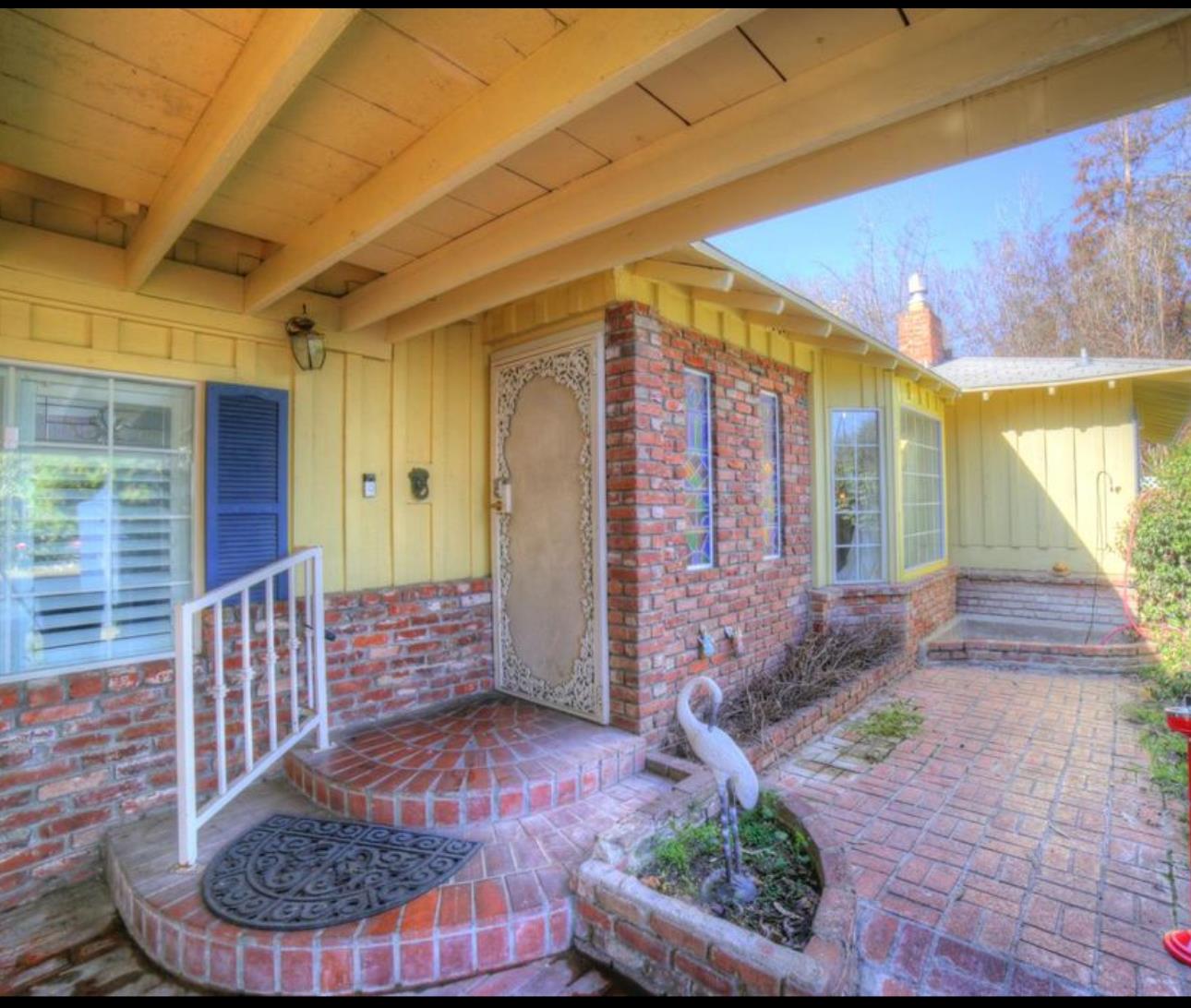 5543 North 7th Street Fresno, CA 93710 - Photo 2 of 27